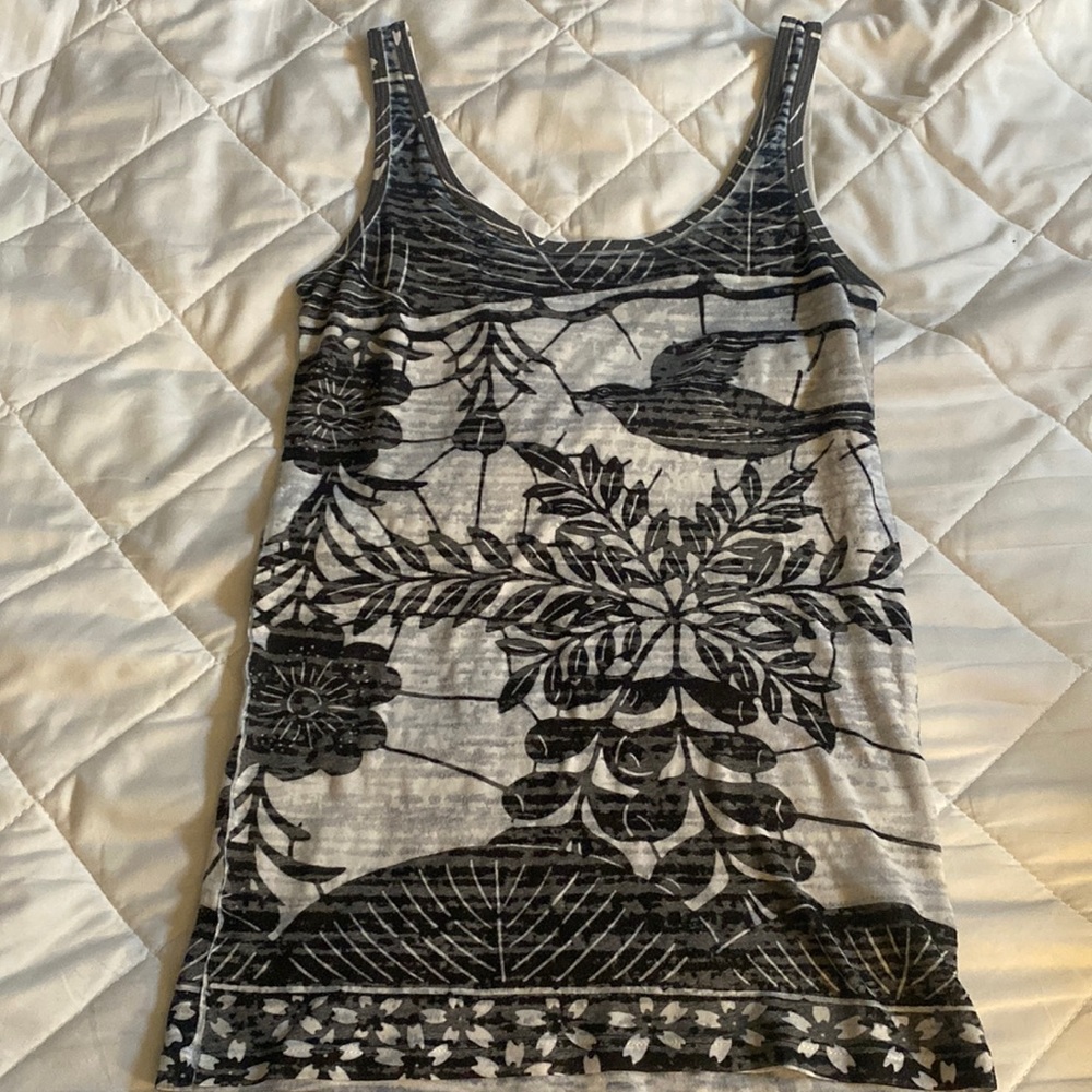 Cache Tank, Black And White, Size Small - image 1